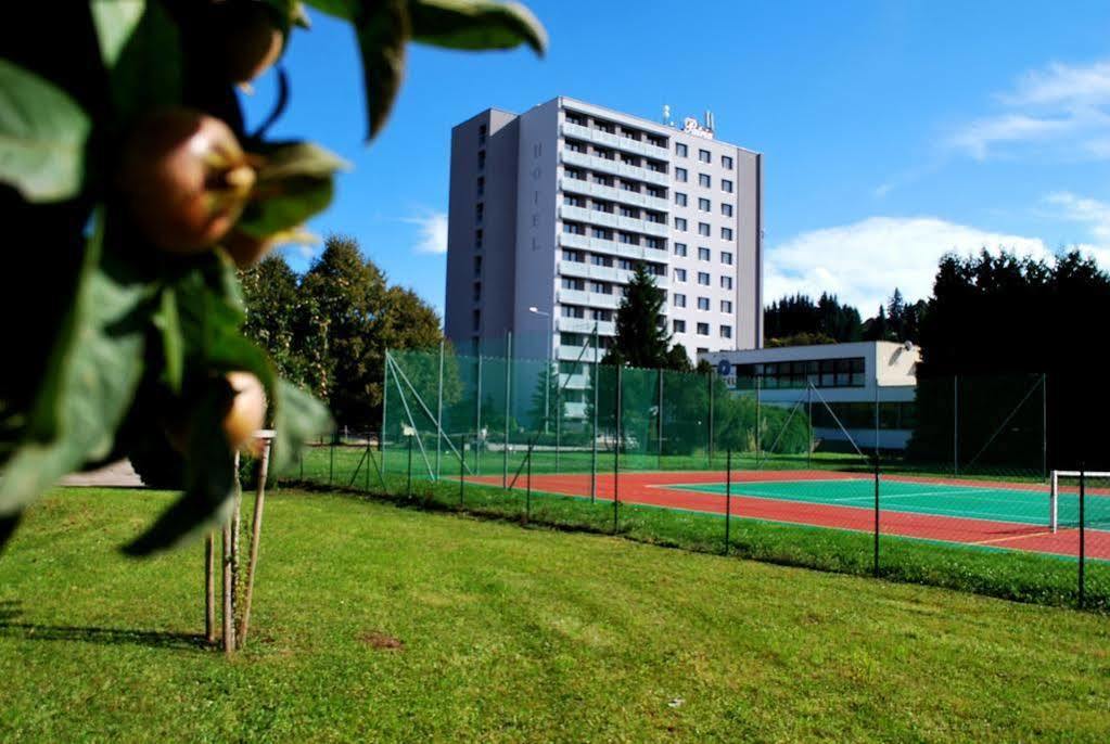 Hotel Patria Trutnov Exteriör bild